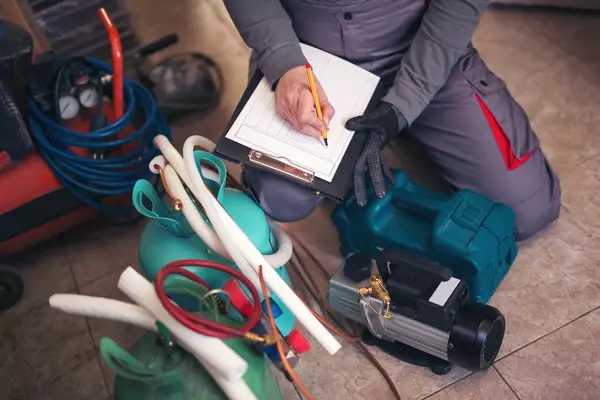 Professional HVAC contractor Professional HVAC contractor